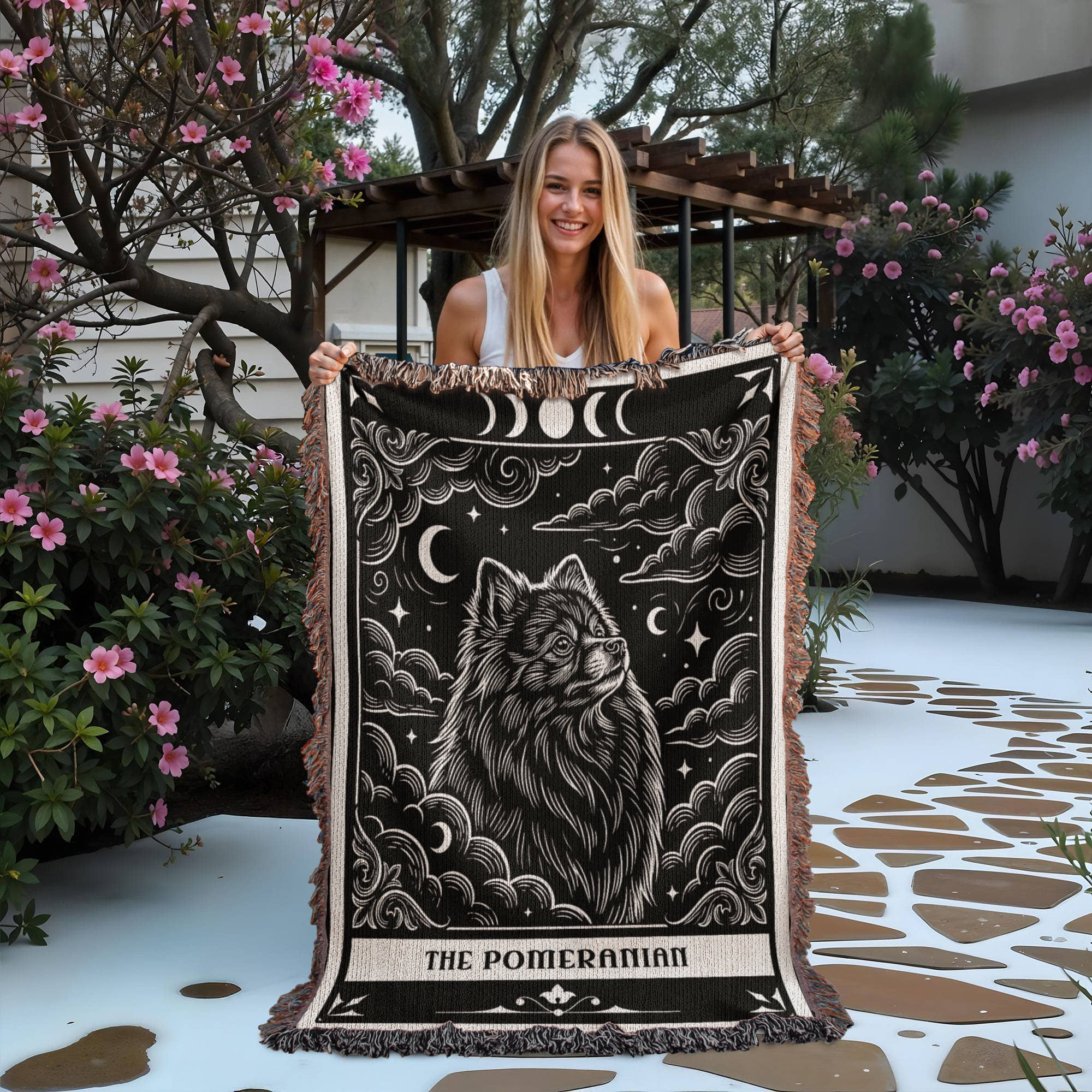 🐾 Woven Blanket Tarot Card Pomeranian Black and White
