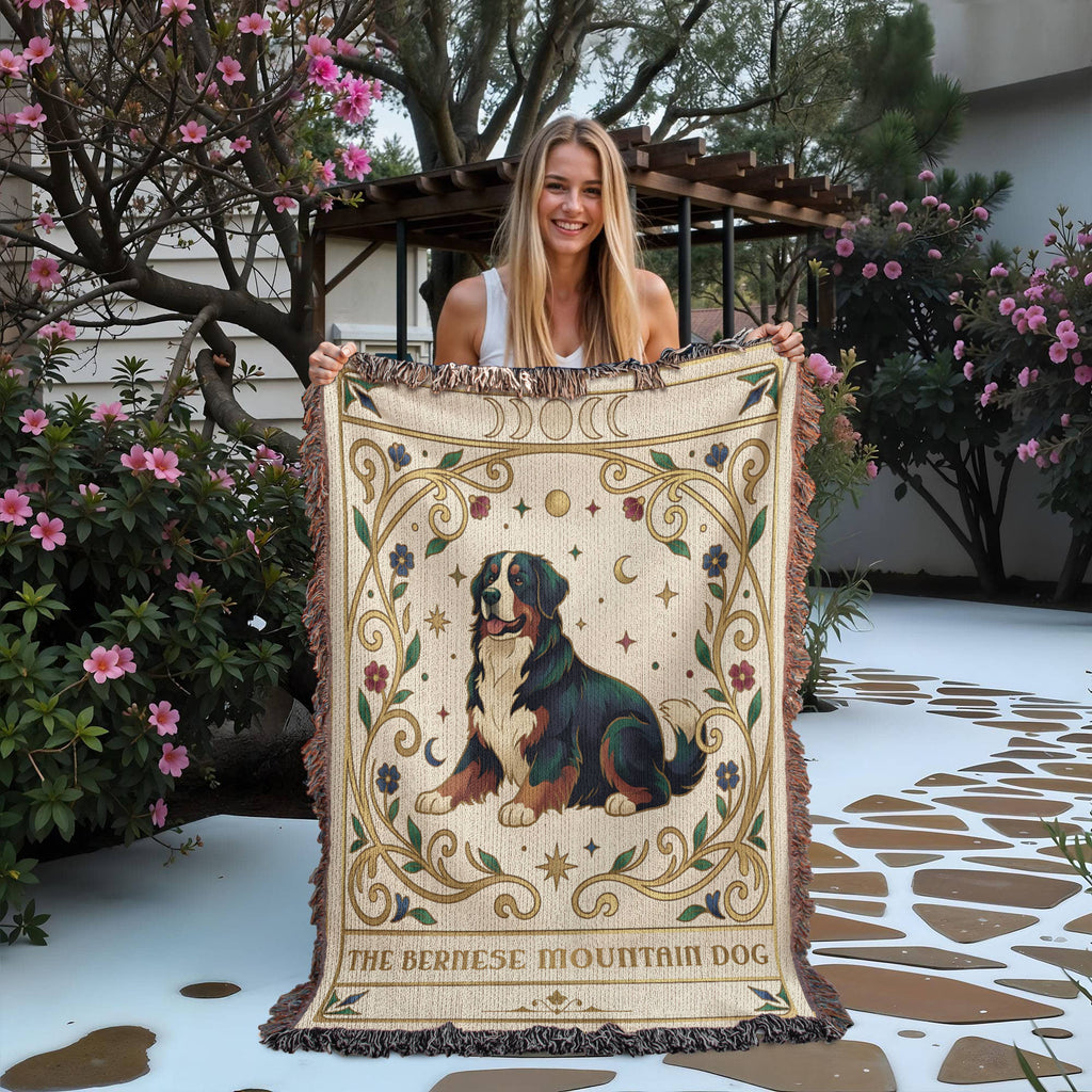 🐾 Woven Blanket Tarot Card - Bernese Mountain Dog - Flowers
