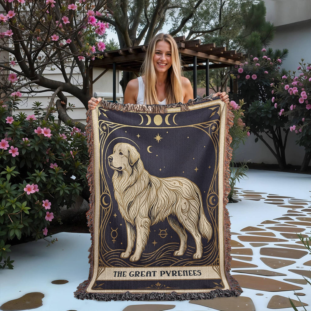 🐾 Woven Blanket Tarot Card - Great Pyrenees Celestial