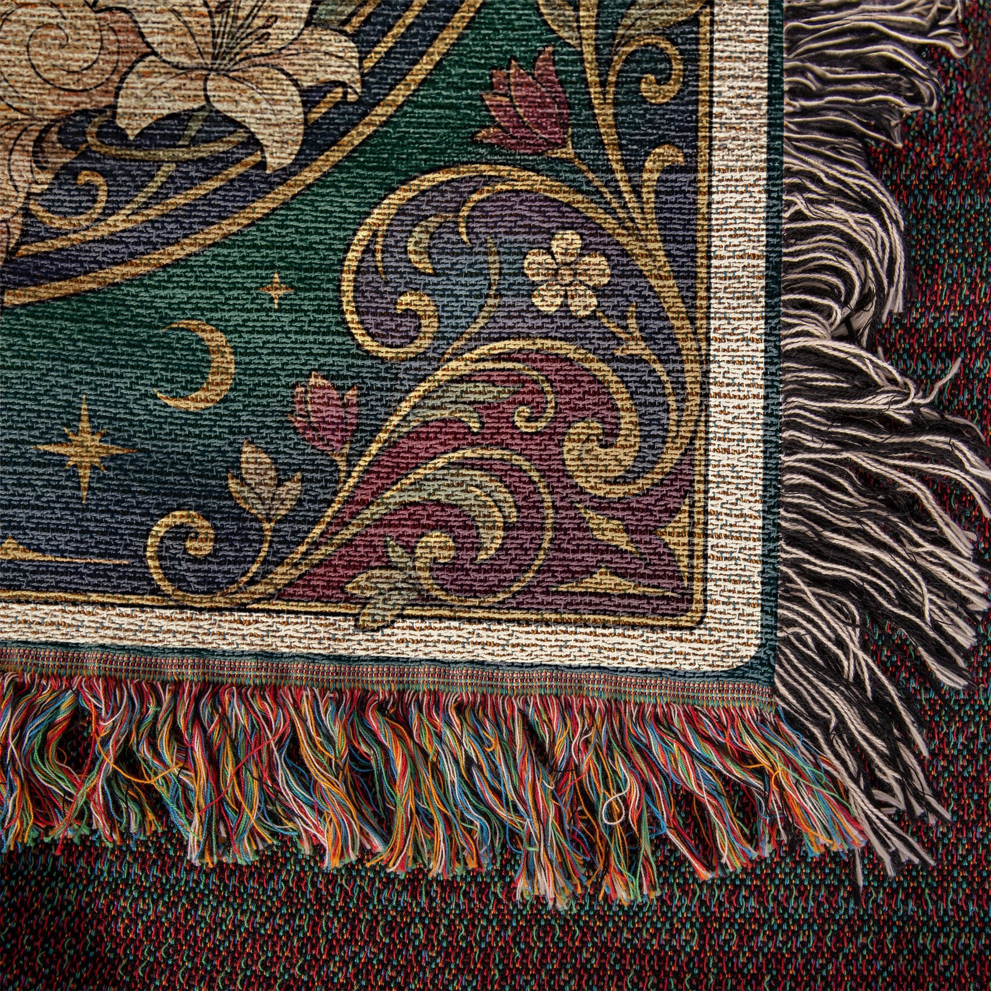 🐾 Woven Blanket Tarot Card - Golden Doodle paws forward