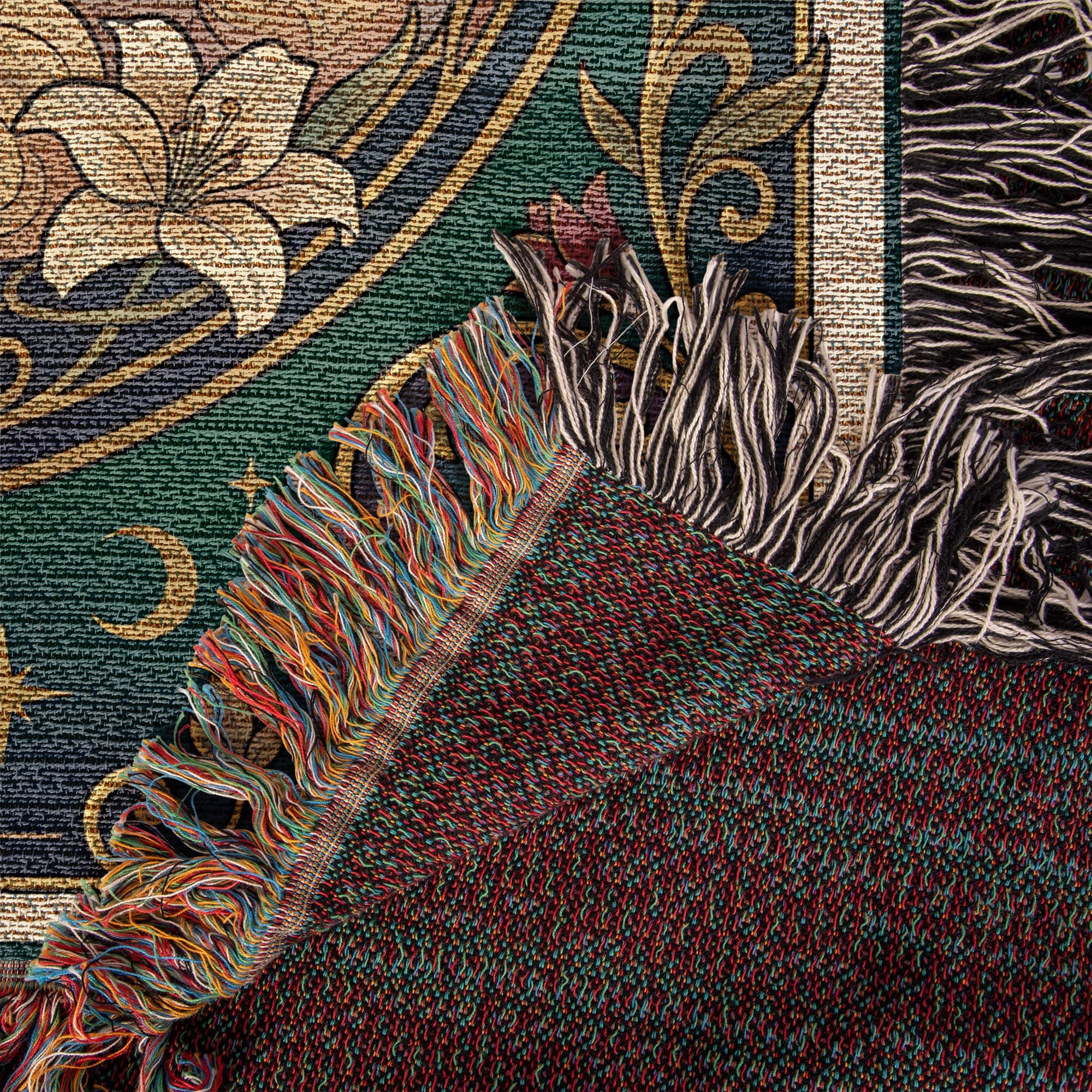 🐾 Woven Blanket Tarot Card - Golden Doodle paws forward