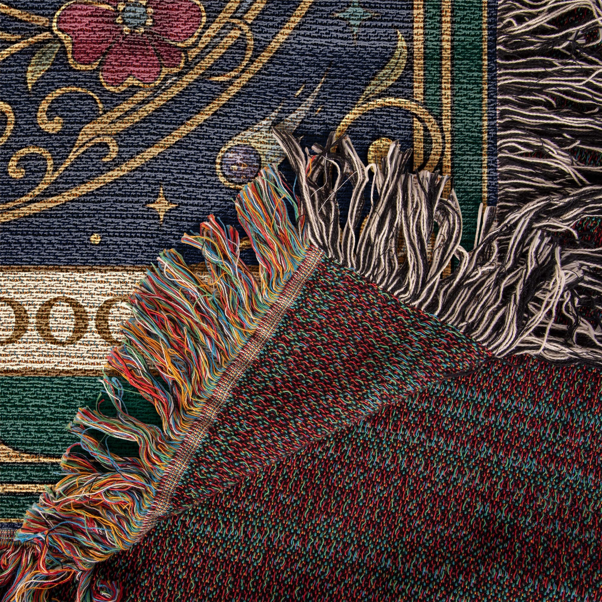 🐾 Woven Blanket Tarot Card - Golden Doodle Laying in flowers