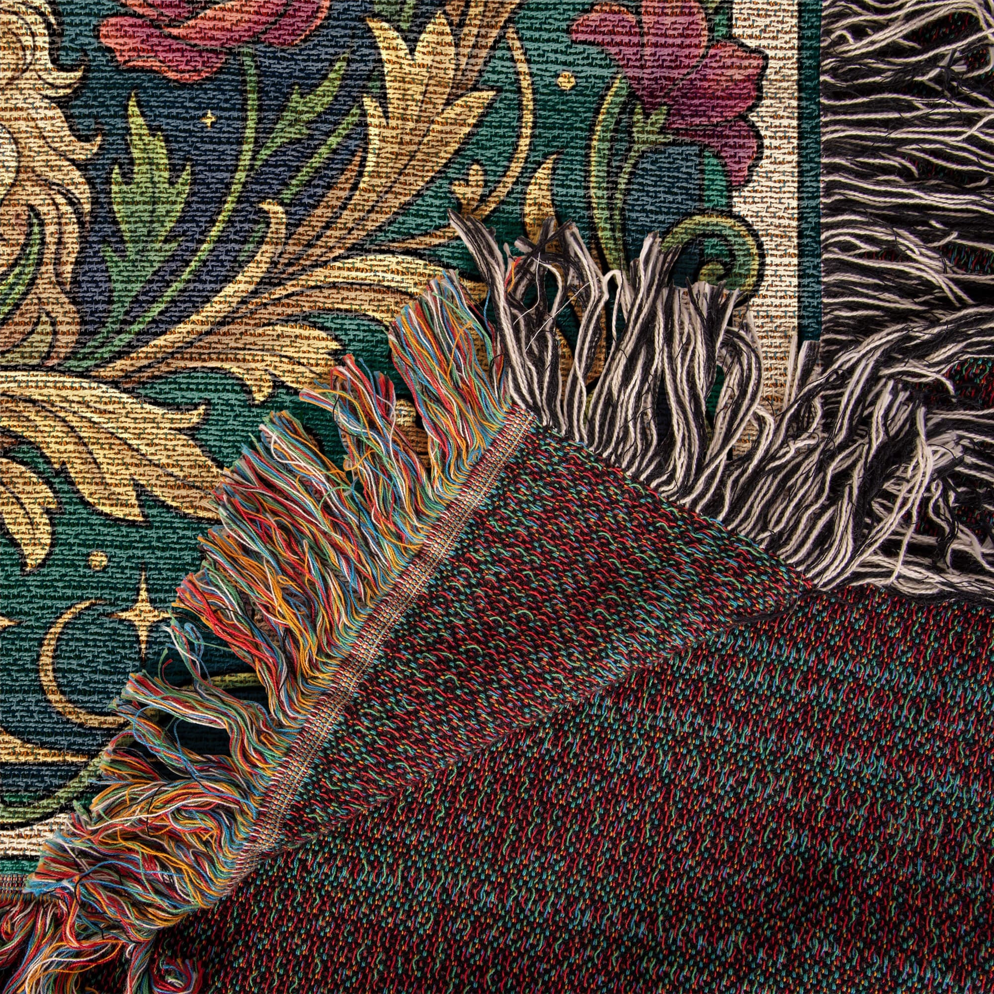 🐾 Woven Blanket Tarot Card - Golden Doodle Lillies