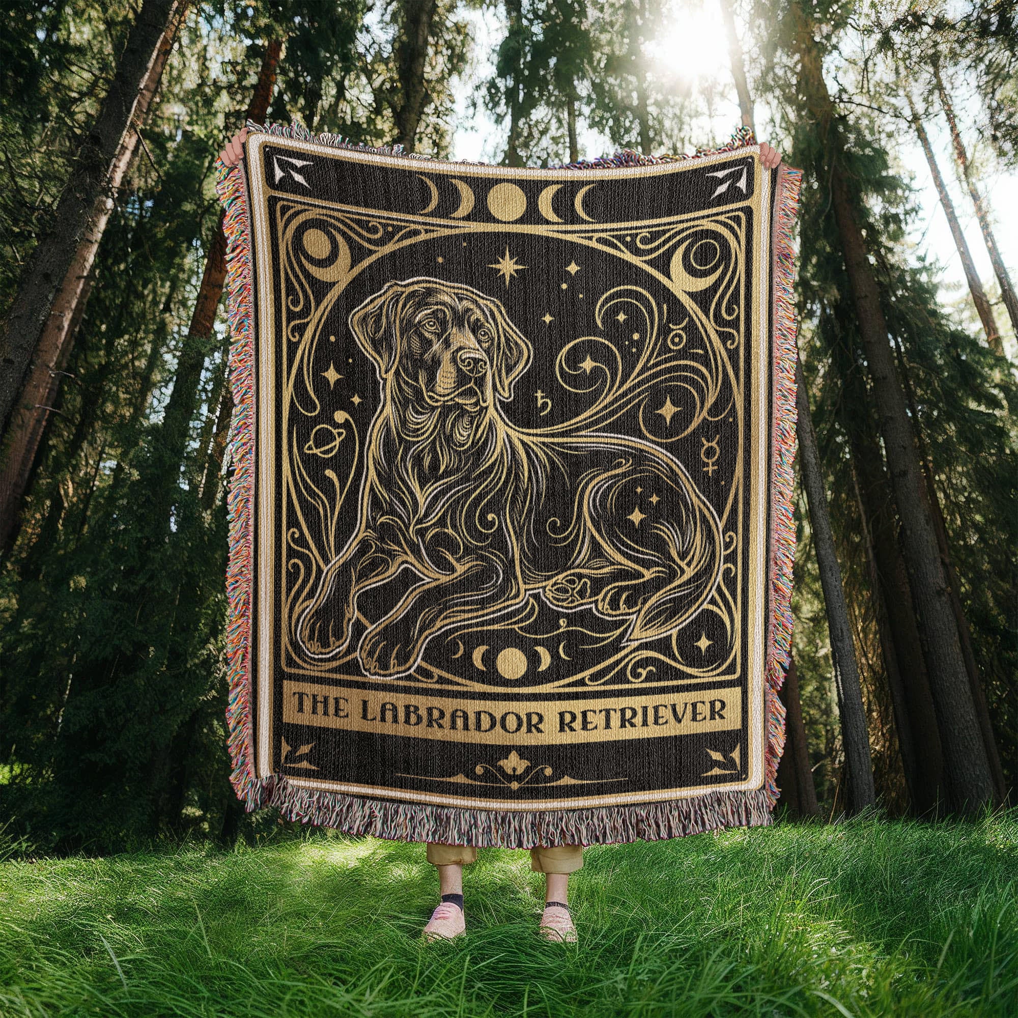 🐾 Woven Blanket tarot card - Labrador Retriever Gold & Black