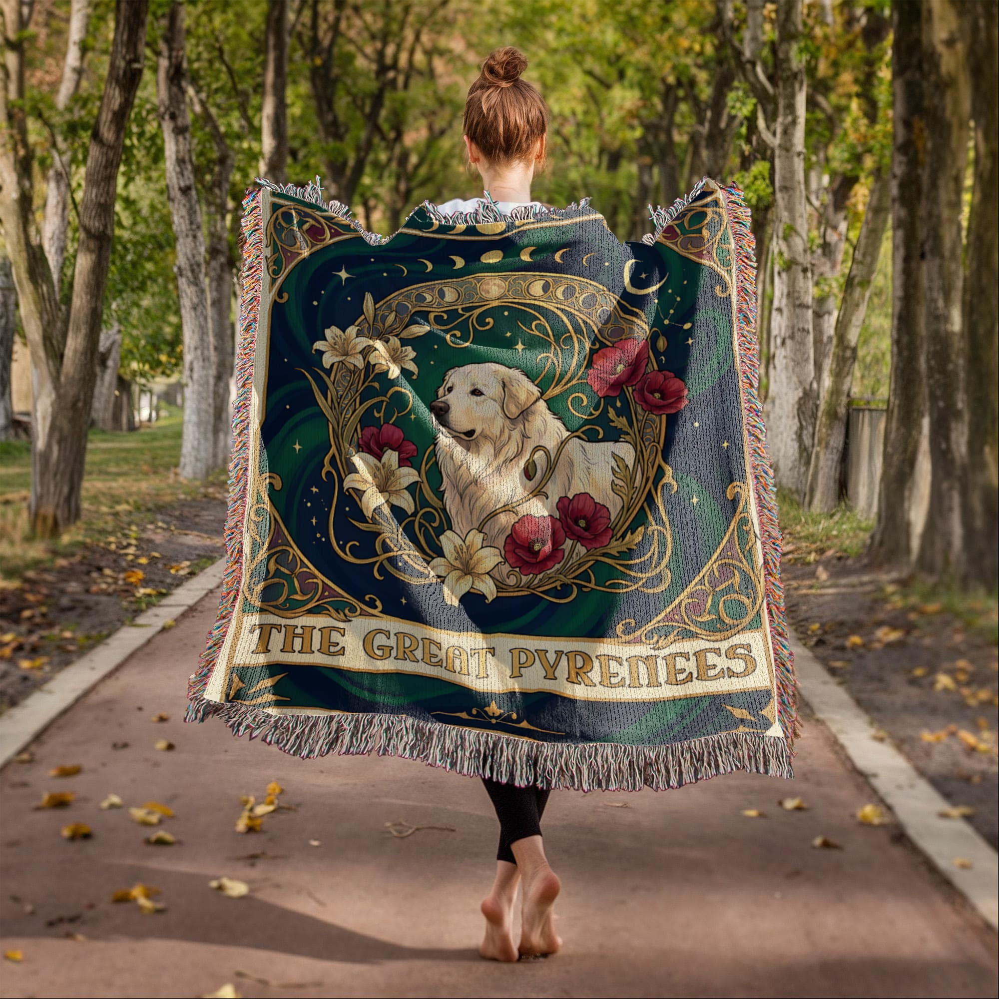 🐾 Woven Blanket Tarot Card - Great Pyrenees Roses