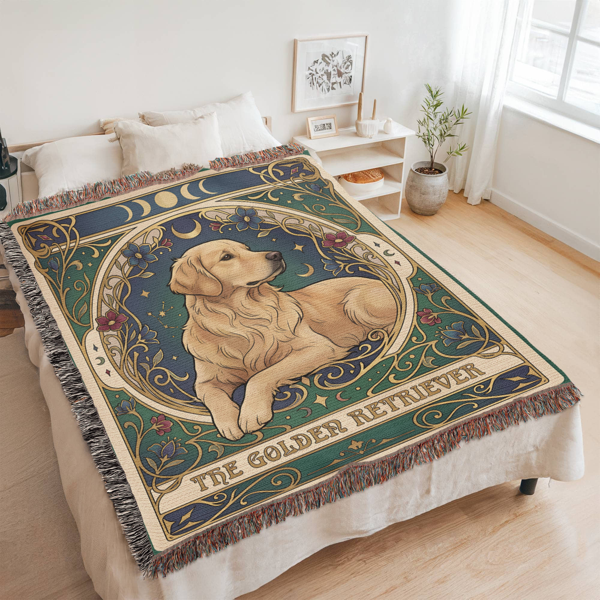 🐾 Woven Blanket Tarot Card - Golden retriever golden with red flowers